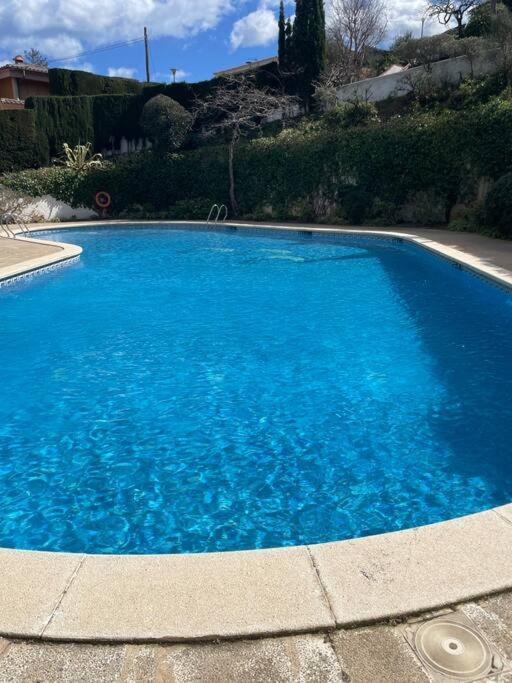 Apartamento Con Piscina En 兰卡 外观 照片