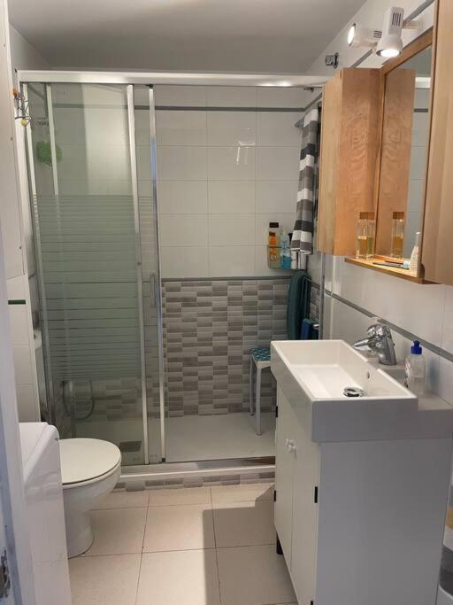 Apartamento Con Piscina En 兰卡 外观 照片
